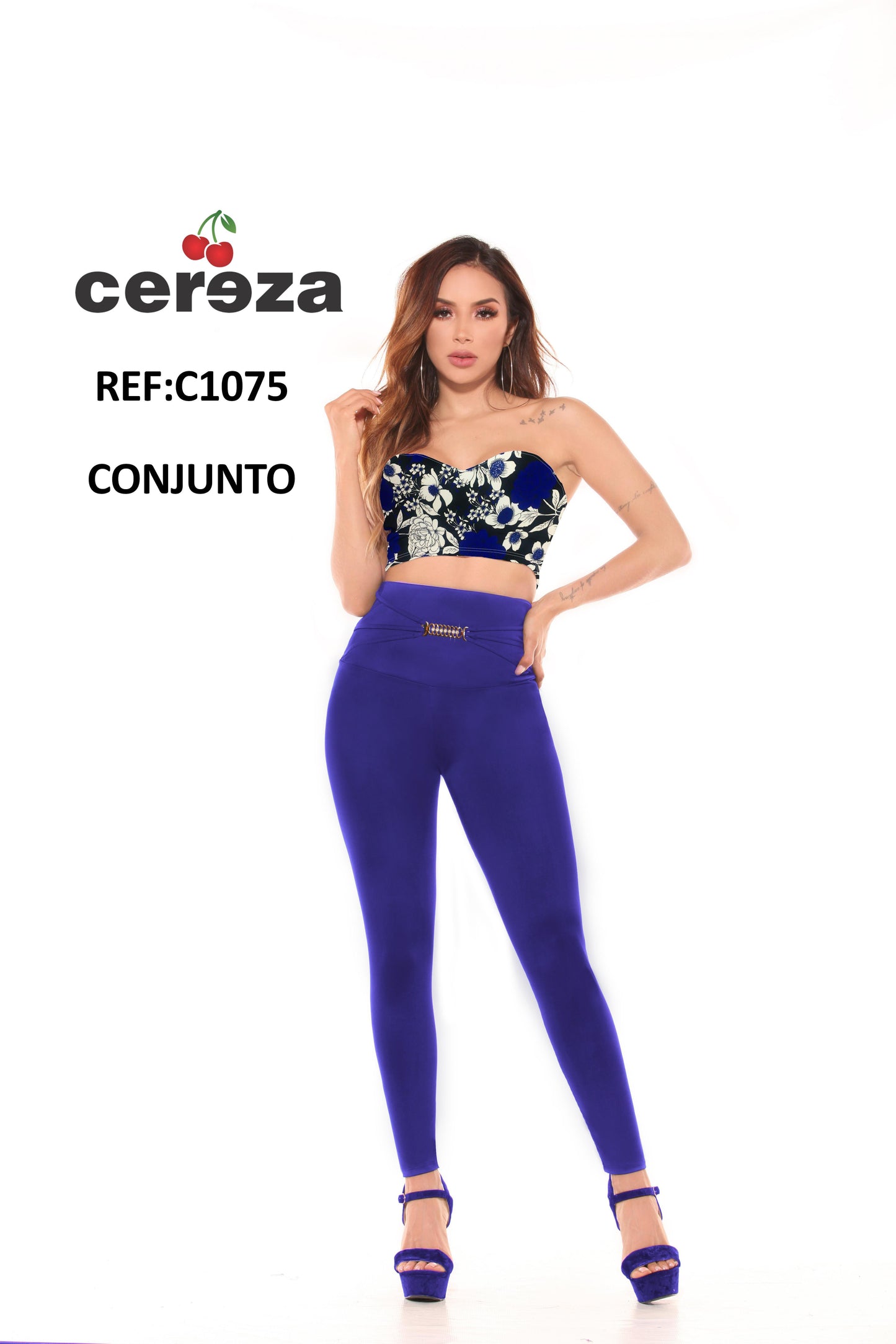 Ref. 004 -C1075 Conjunto Colombiano de Blusa Azul decorado Floral y Pantalón Azul para dama con Cintura Alta y con control de Abdomen - ropacolombianaeneuropa