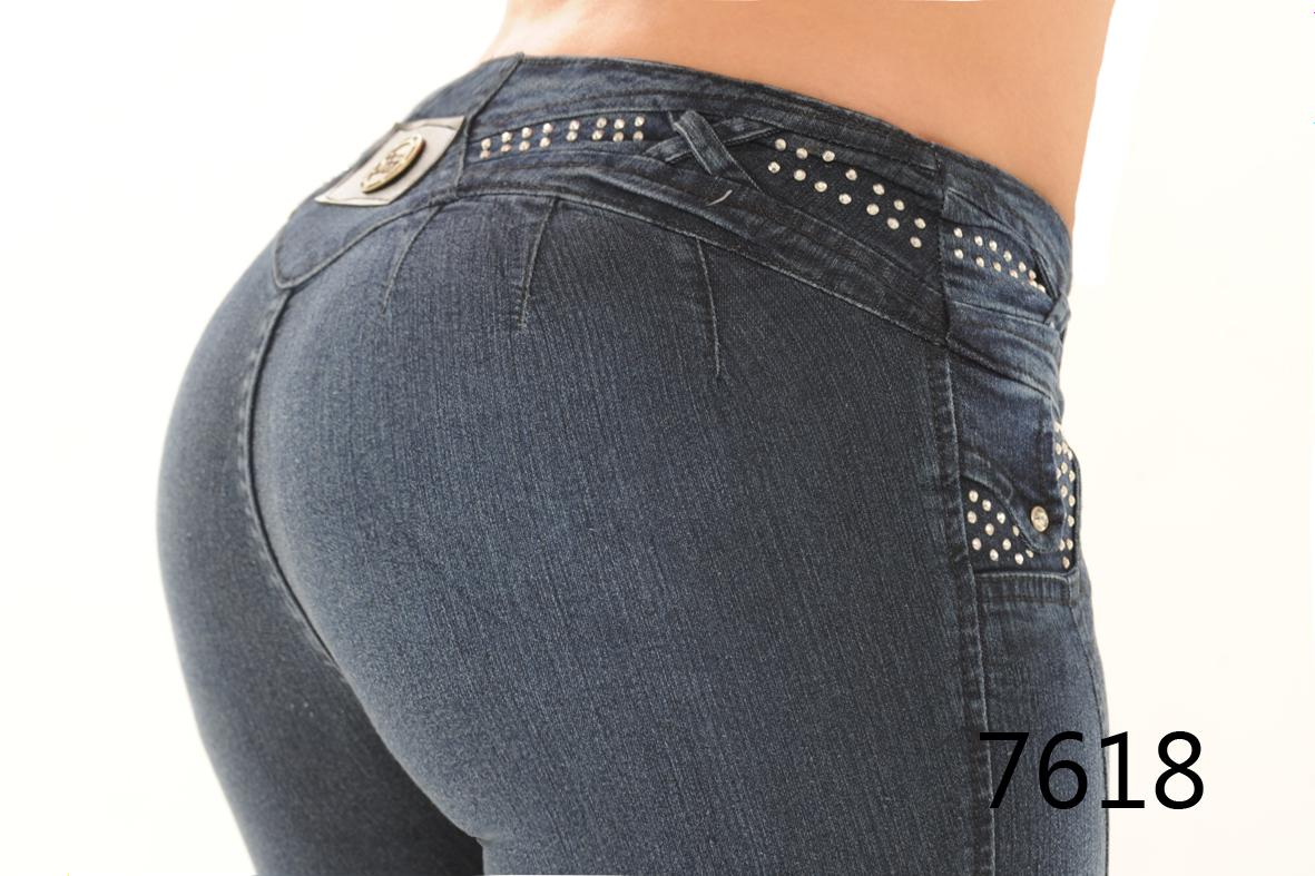 Ref. 014 -7618 Jean Perfecto