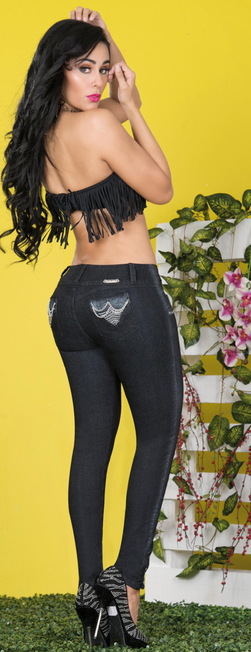 Ref. 001 -907045 Capri Jeans Exclusivos