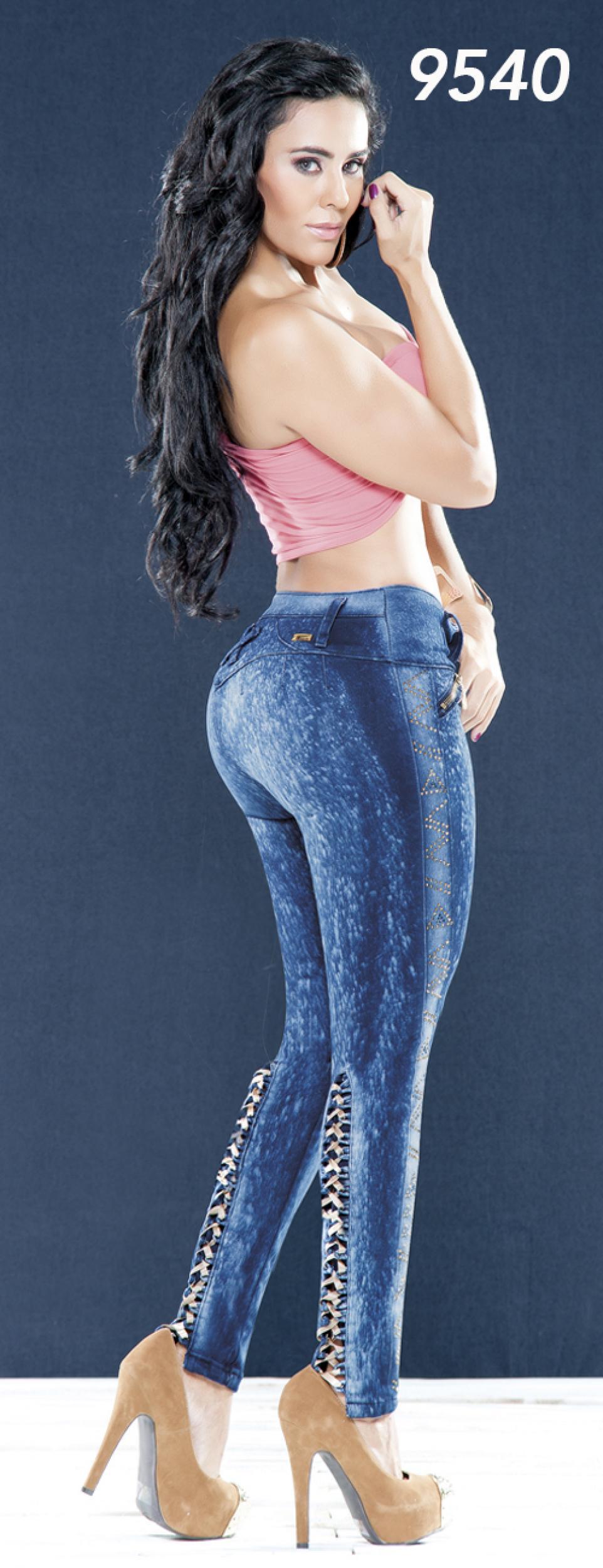 Ref. 001 -9540 Jean Detalles Irresistibles