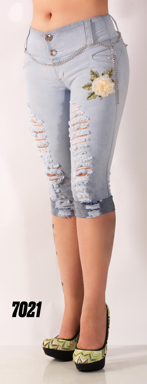 Ref. 030 -7021C Capri Jean capri sin bolsillos